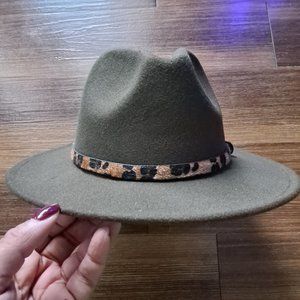 Women's Olive Green Fedora Hat with Leopard Band